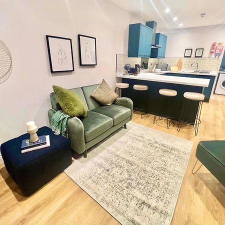 Gorgeous Newly Renovated 2 Double Bed Flat Apartment Swansea Exterior photo