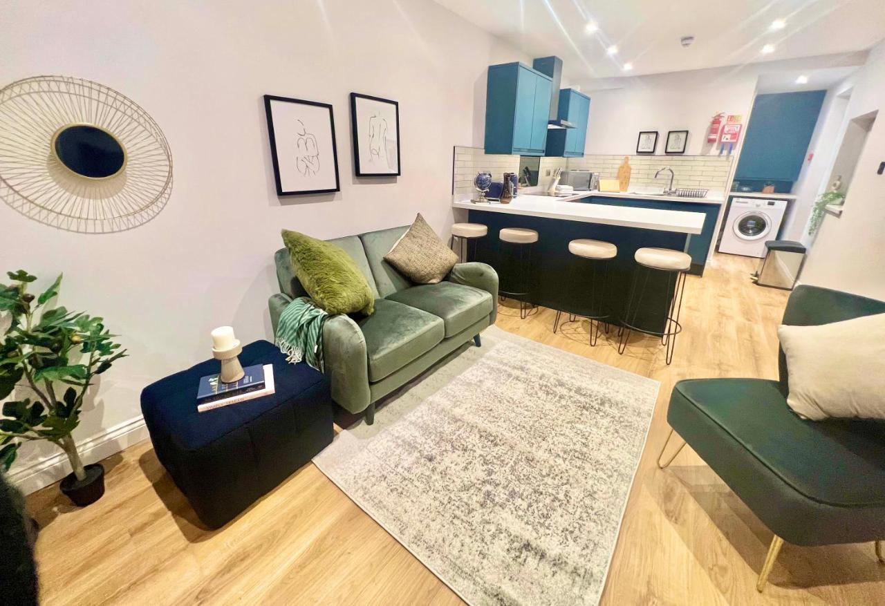 Gorgeous Newly Renovated 2 Double Bed Flat Apartment Swansea Exterior photo