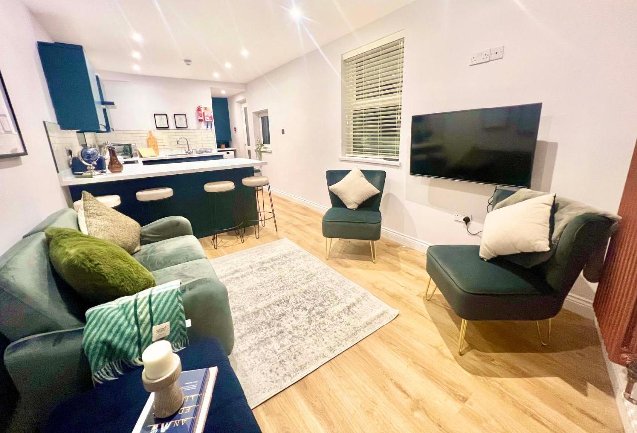 Gorgeous Newly Renovated 2 Double Bed Flat Apartment Swansea Exterior photo